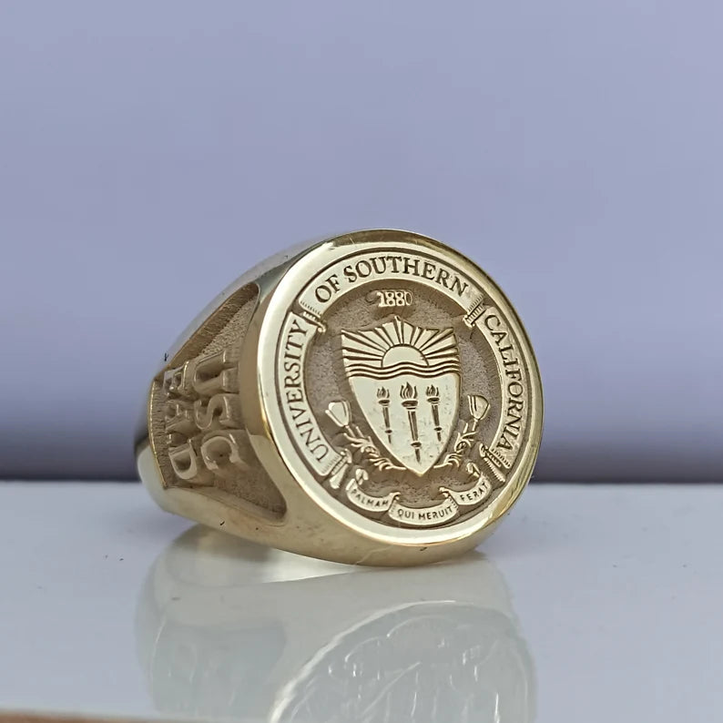 University rings, College Class Rings, Personalized Jewelry, Senior Class Rings, High School Rings