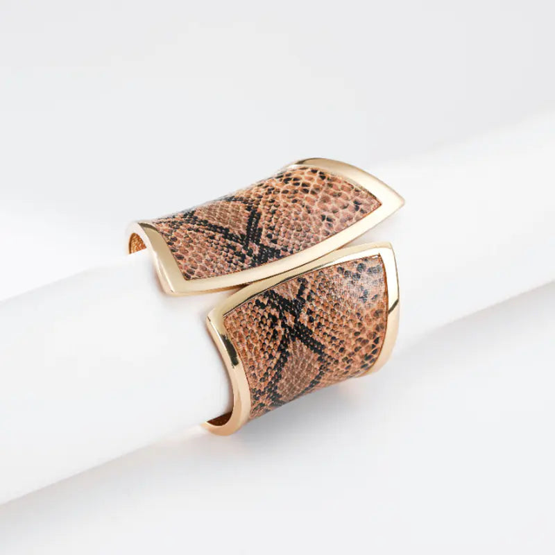 Asymmetrical Snake Pattern Alloy Bracelet for Women